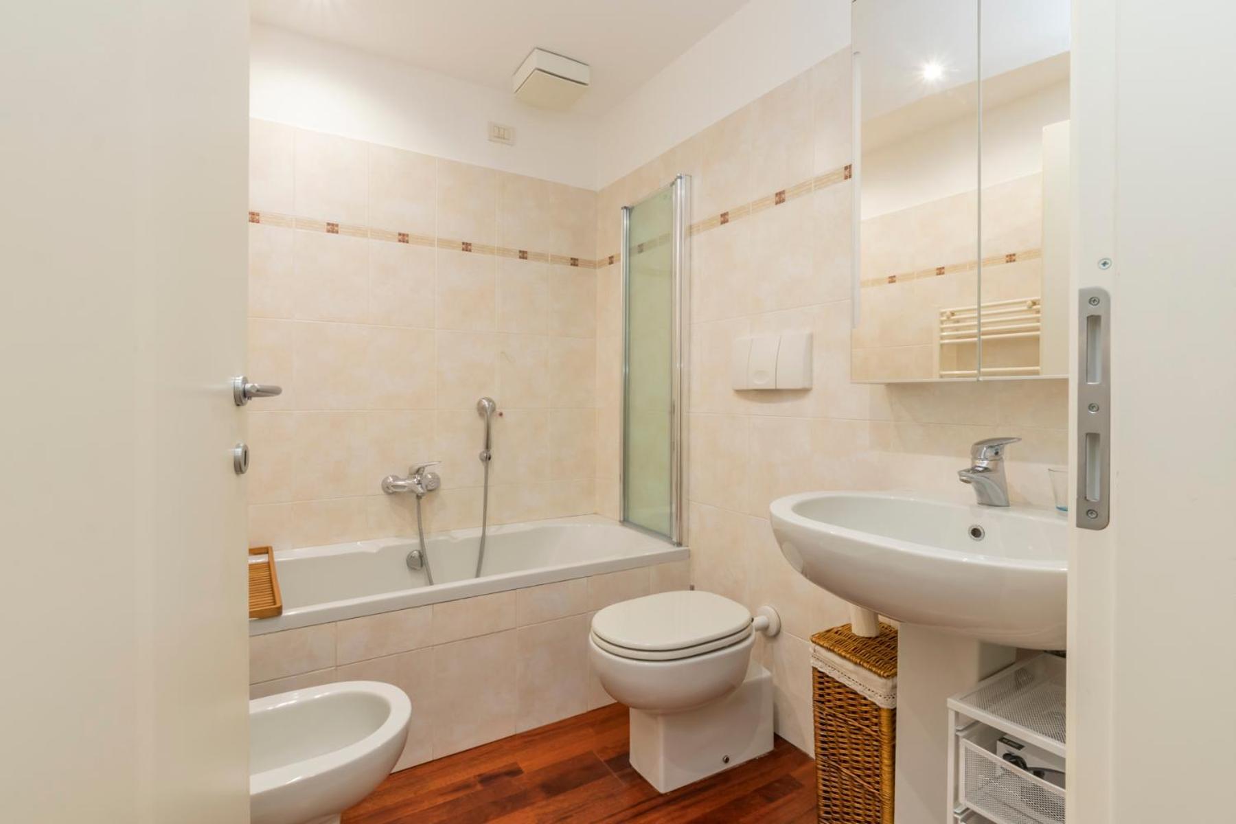 Xenia Apartments - Cozy Studio 10 Min From Linate Milan Luaran gambar
