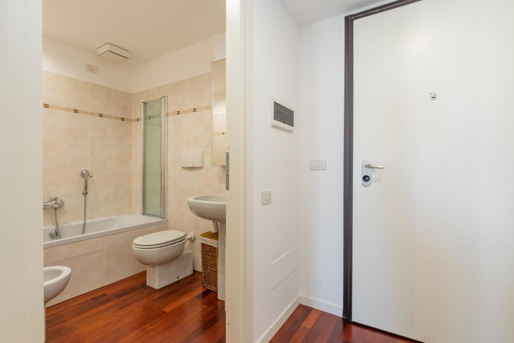 Xenia Apartments - Cozy Studio 10 Min From Linate Milan Luaran gambar