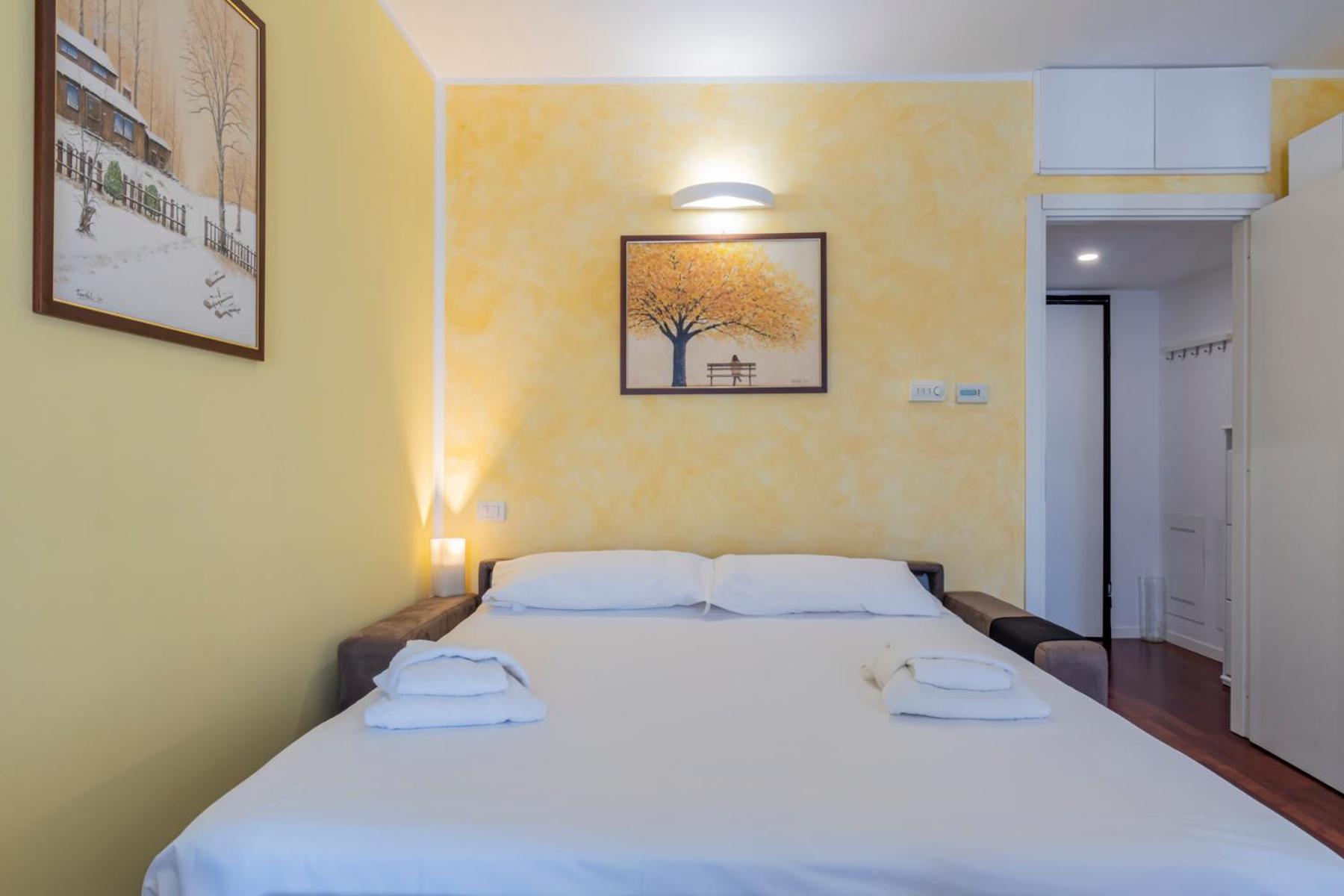 Xenia Apartments - Cozy Studio 10 Min From Linate Milan Luaran gambar